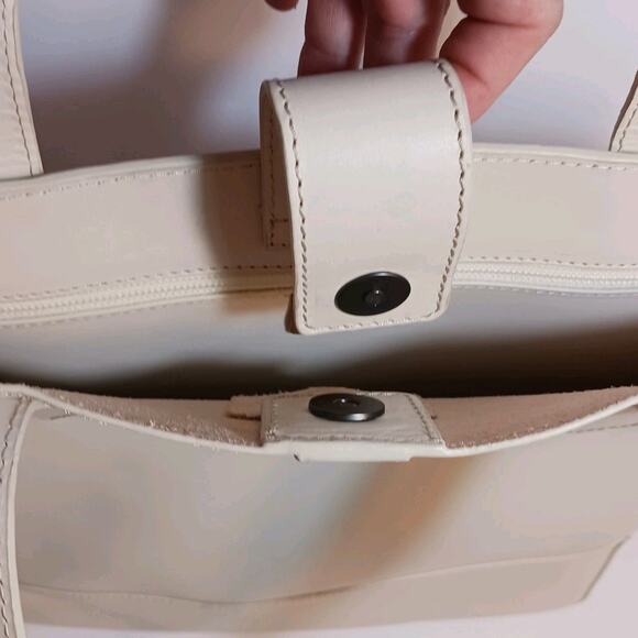 Moral Code Blake Tote Ivory Eco Friendly Leather MSRP $179 EUC - Picture 4 of 13